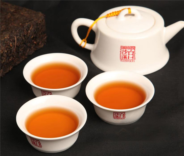 喝黑茶有什么好处？细数秋天喝黑茶的好处